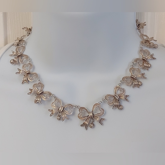 Antique Silver Filigree Bow Heart Link Necklace - Picture 8 of 10